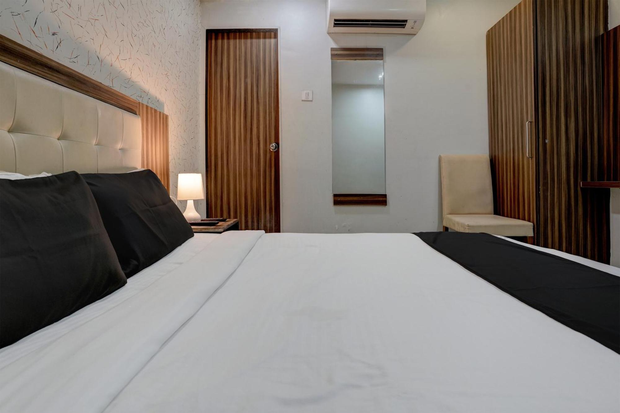 Oyo Hotel Blue Sapphire Residency Near Chhatrapati Shivaji International Airport Mumbai Eksteriør bilde