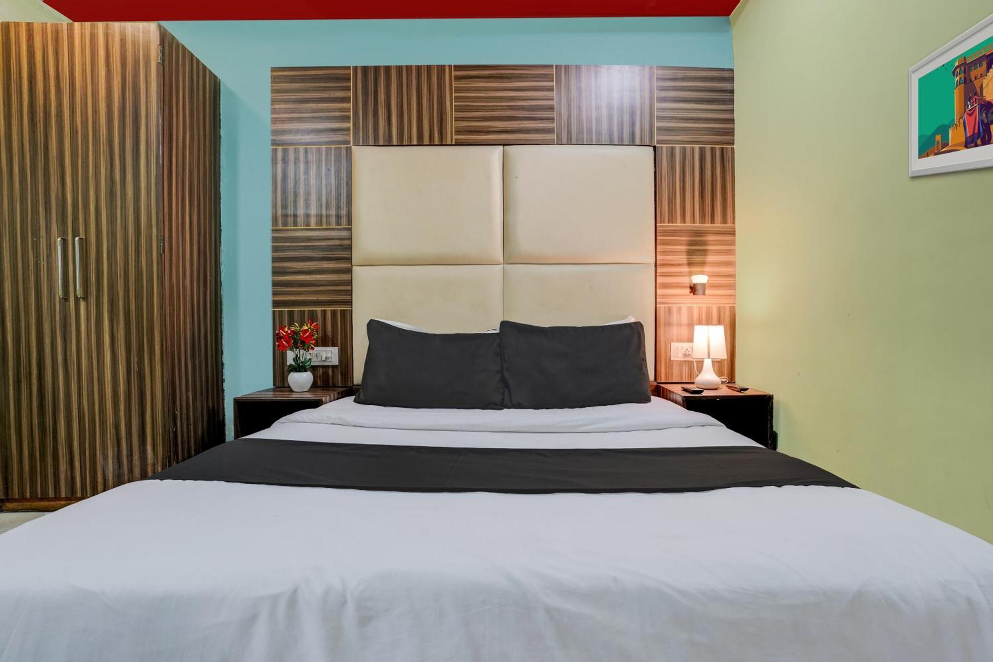 Oyo Hotel Blue Sapphire Residency Near Chhatrapati Shivaji International Airport Mumbai Eksteriør bilde